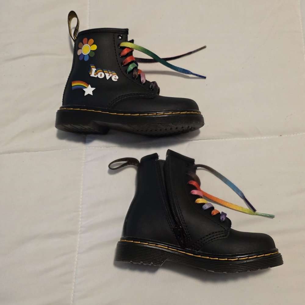 Dr. Martens 1460 Black Boots with Rainbow Accents Side Zipper Size 8 - Picture 8 of 11
